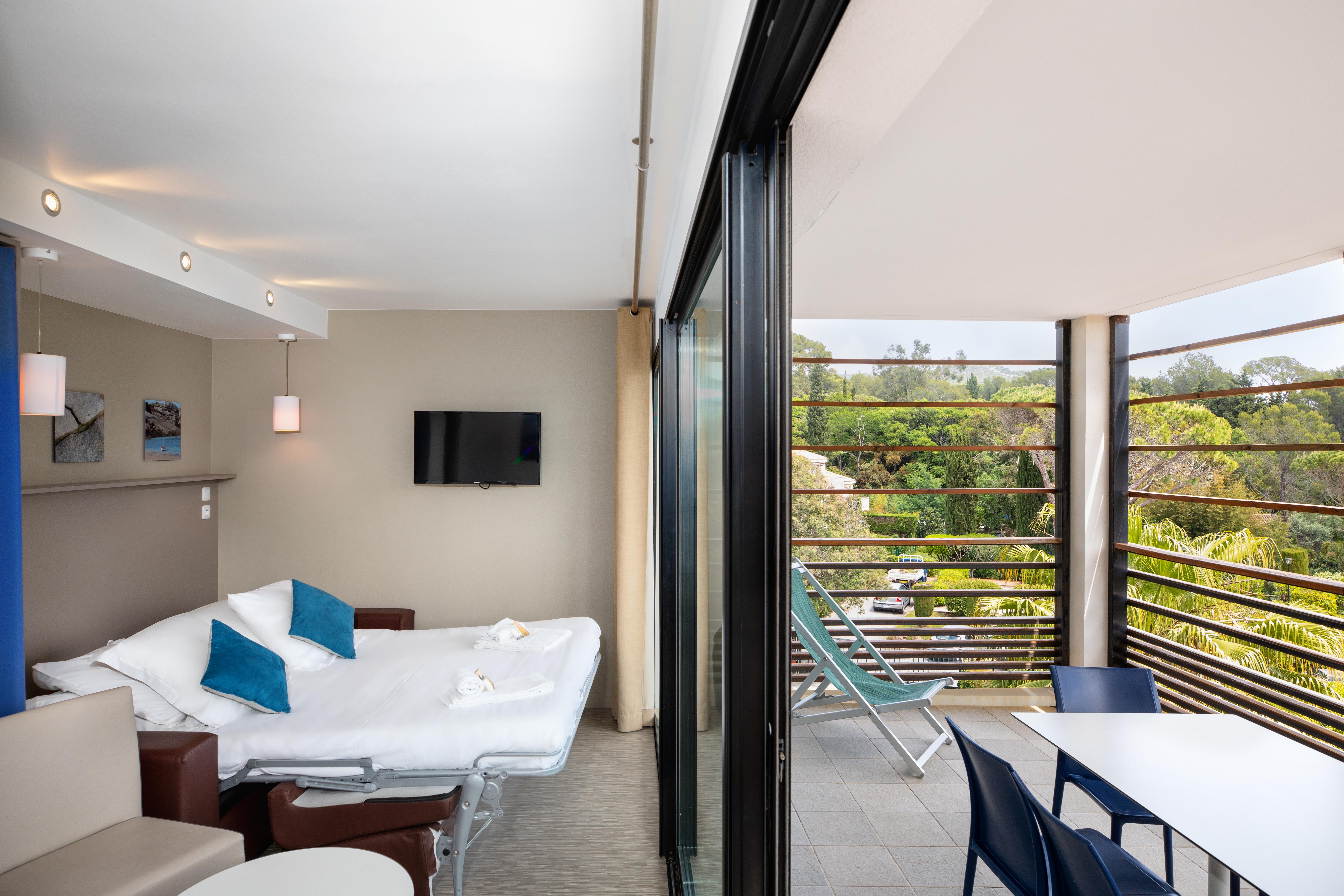 Sowell Family Riviera Hotel Saint-Raphaël Екстериор снимка
