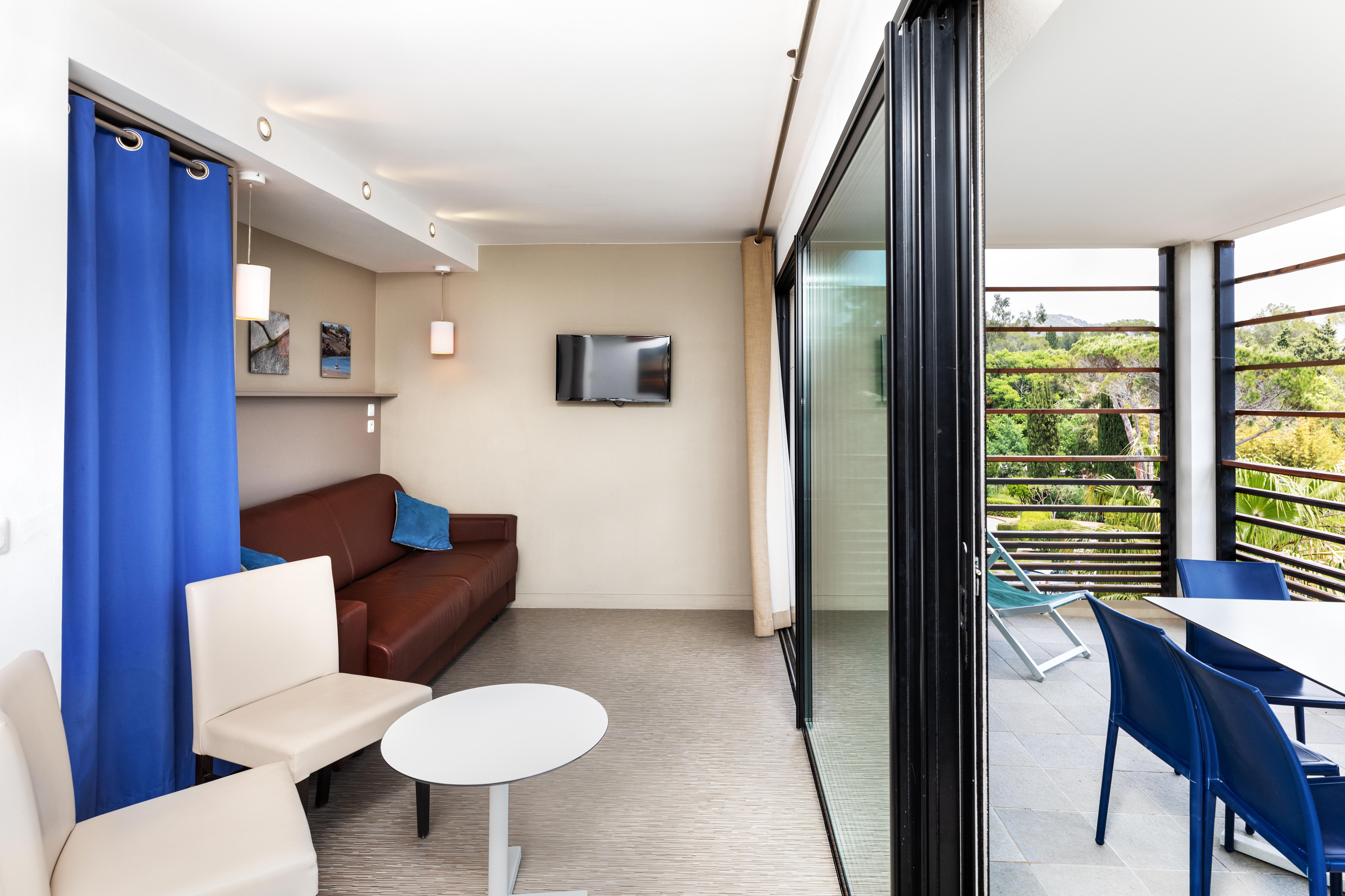 Sowell Family Riviera Hotel Saint-Raphaël Екстериор снимка