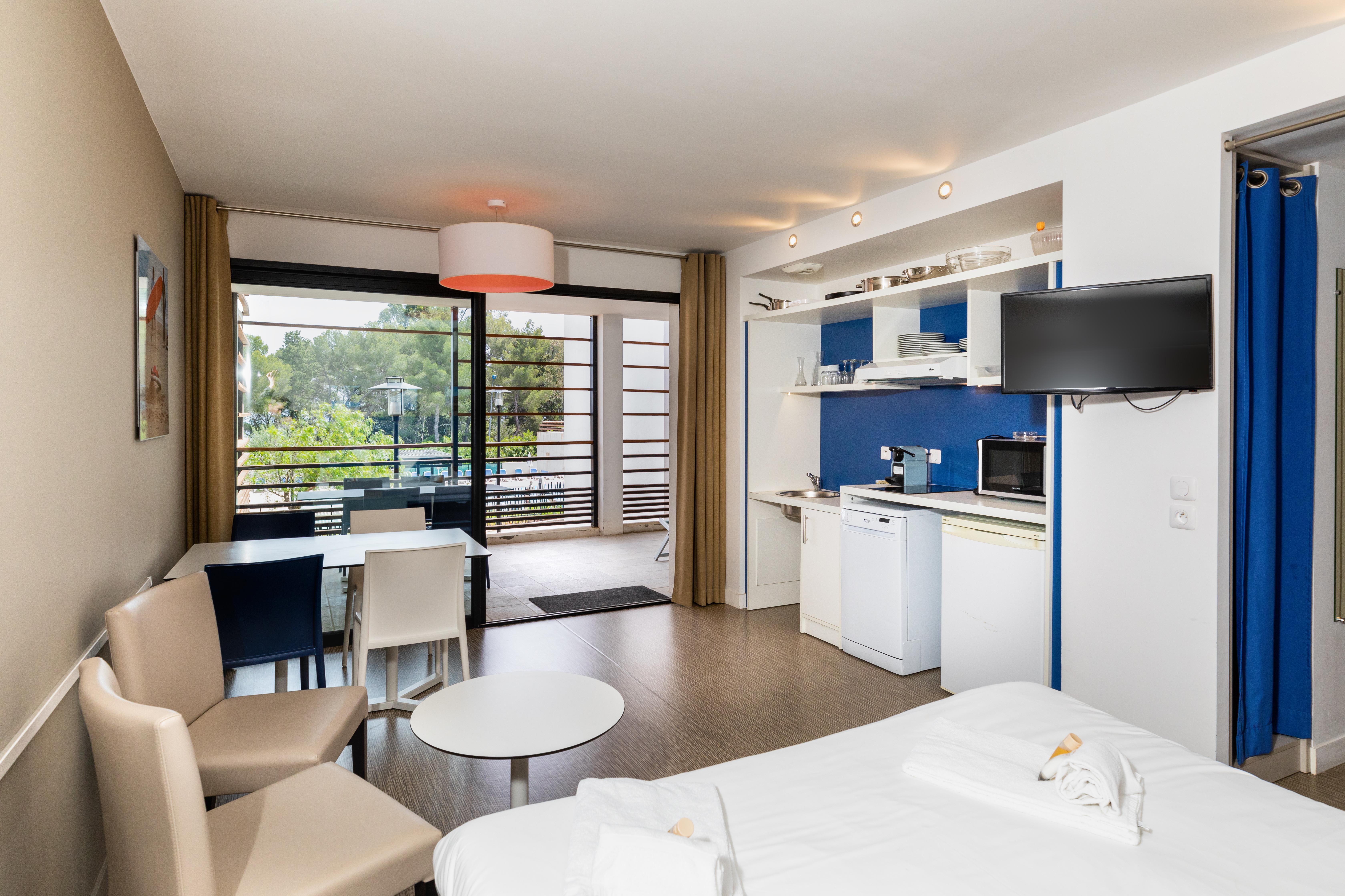 Sowell Family Riviera Hotel Saint-Raphaël Екстериор снимка