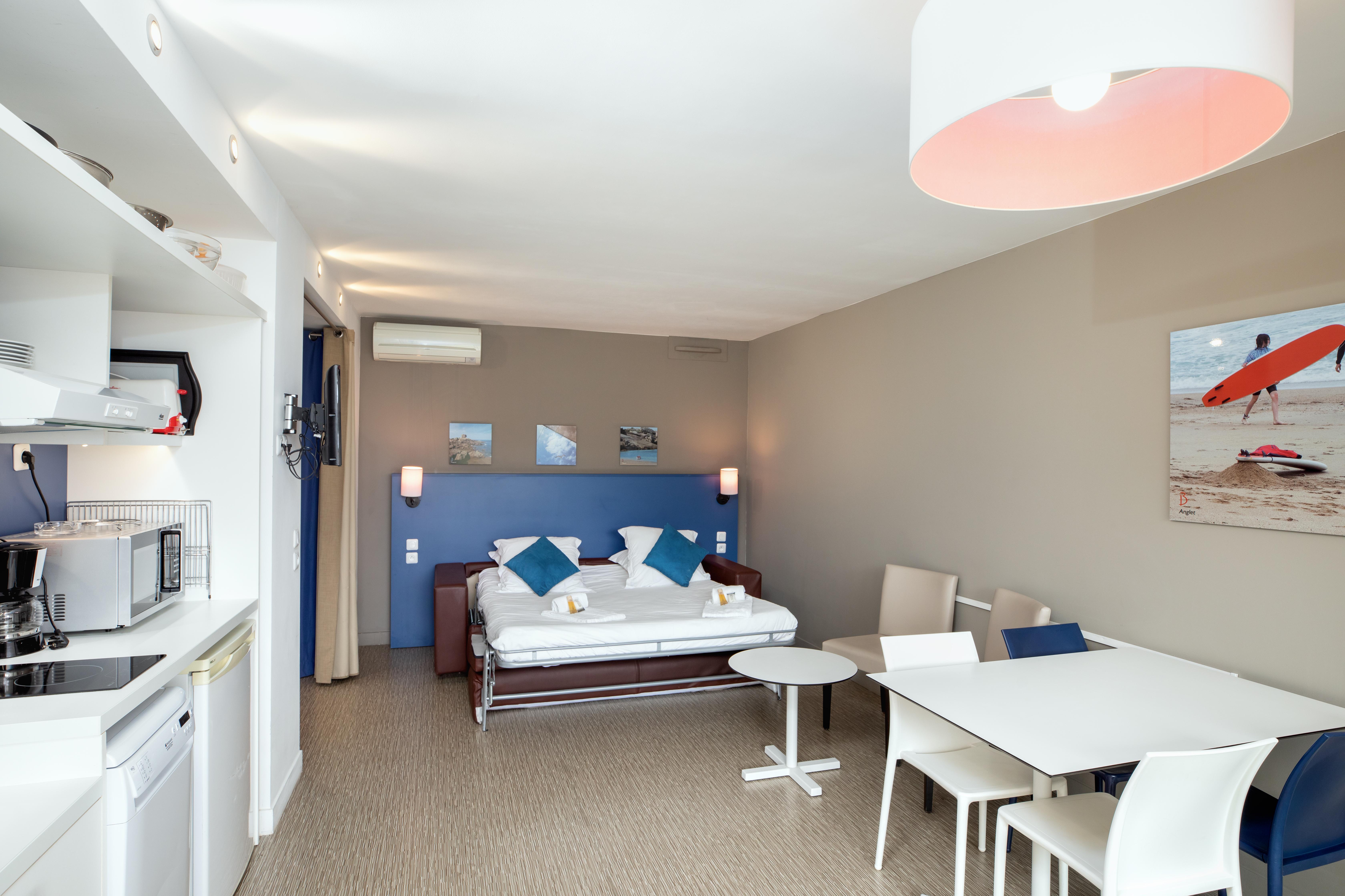 Sowell Family Riviera Hotel Saint-Raphaël Екстериор снимка