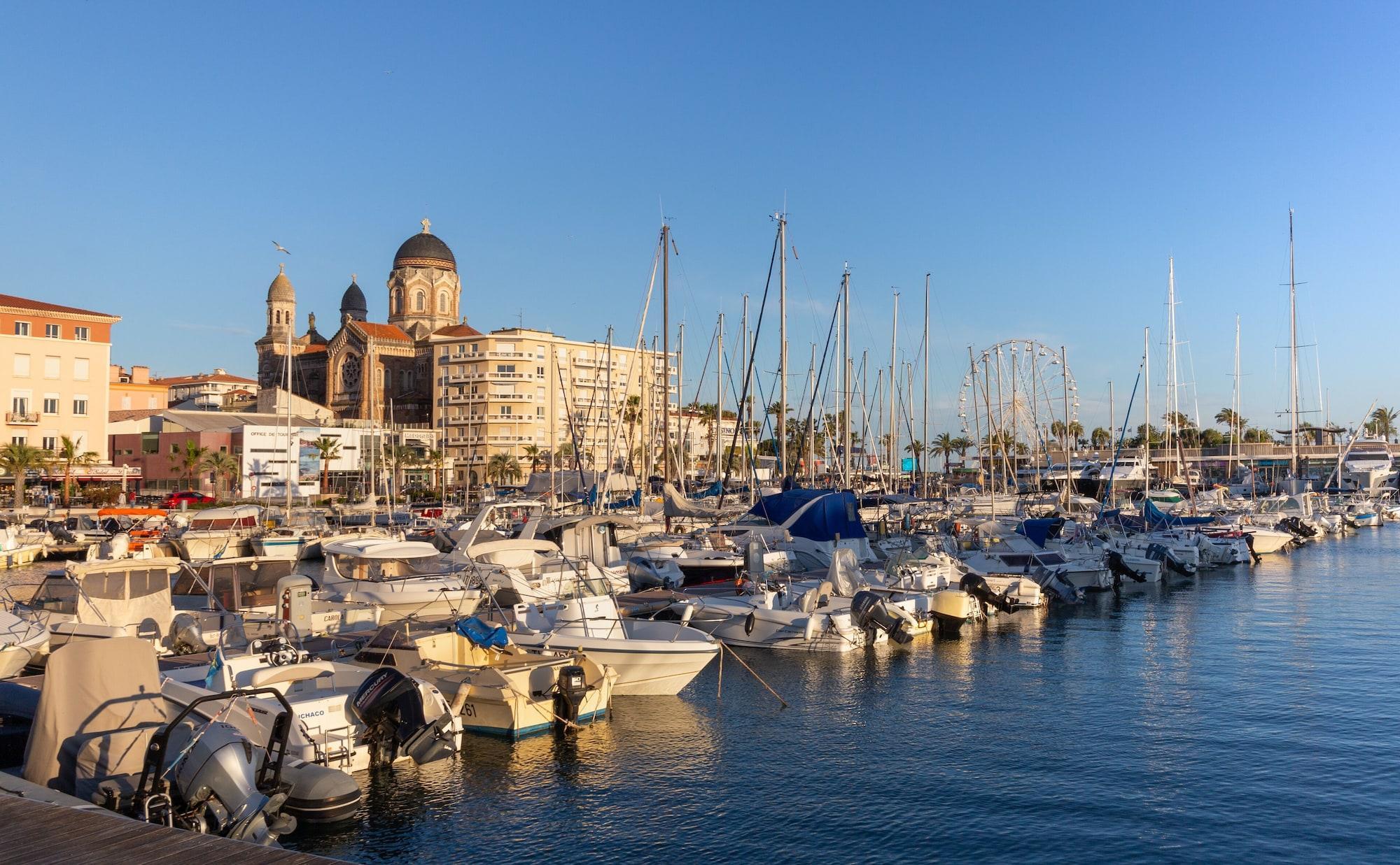 Sowell Family Riviera Hotel Saint-Raphaël Екстериор снимка